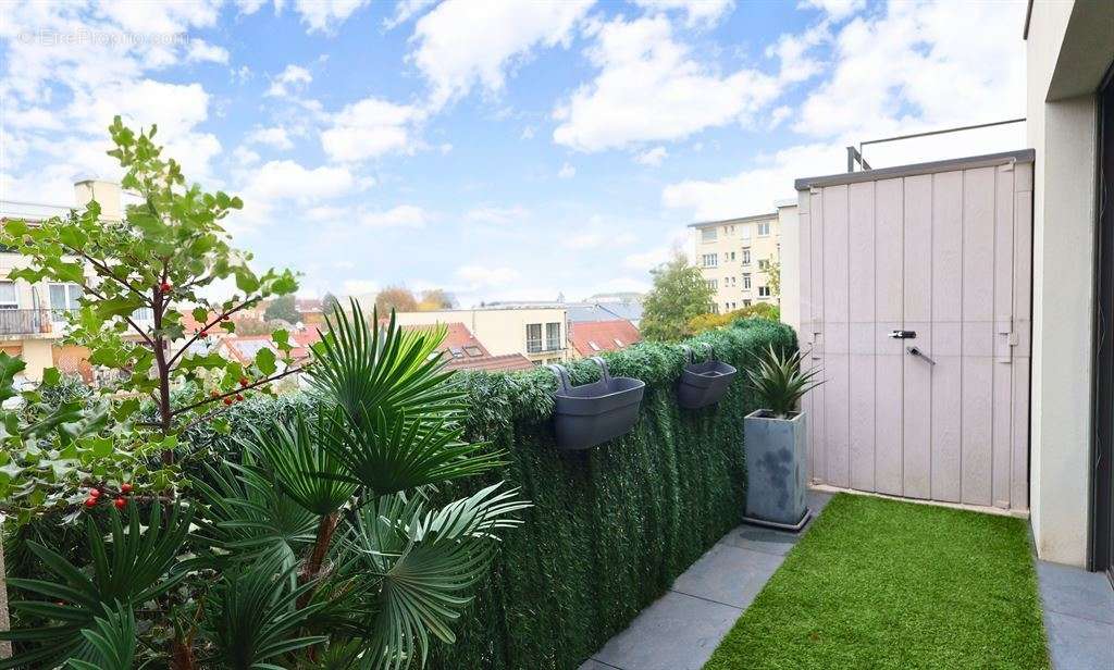 Appartement à ISSY-LES-MOULINEAUX