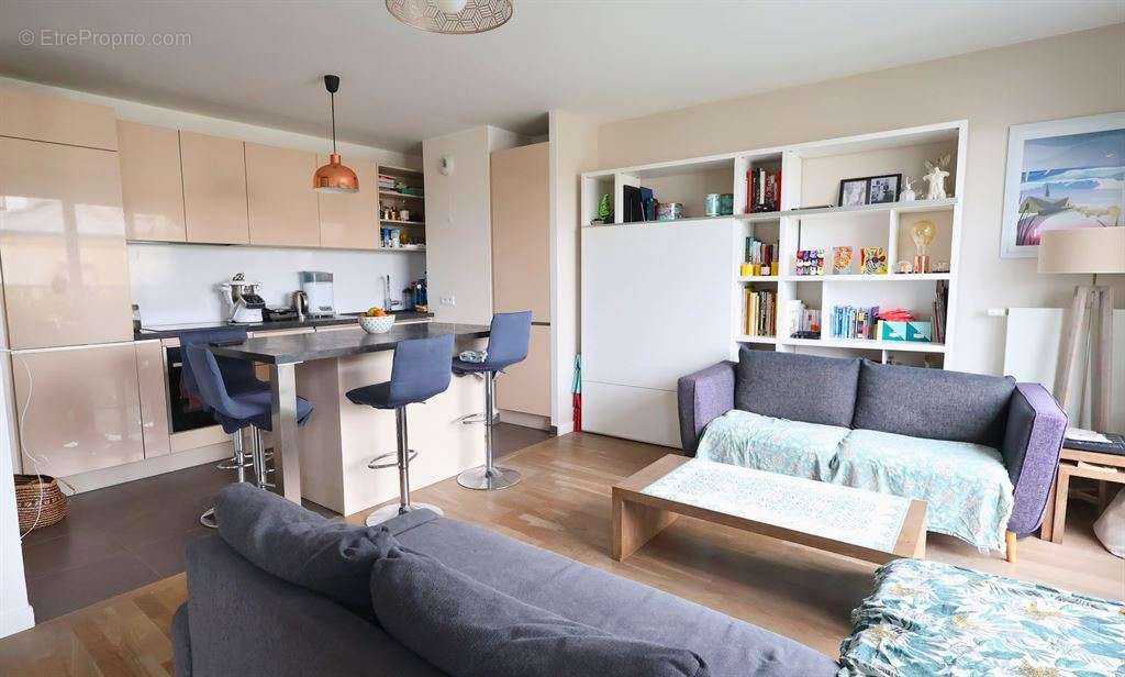 Appartement à ISSY-LES-MOULINEAUX