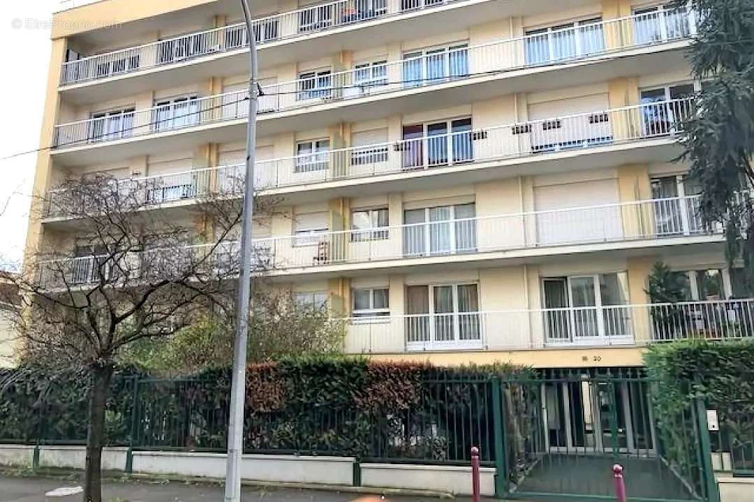 Appartement à BONDY