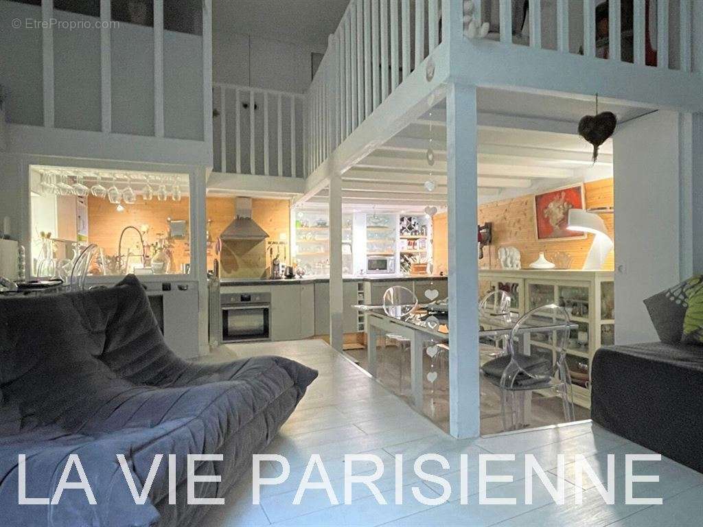 Appartement à PARIS-15E