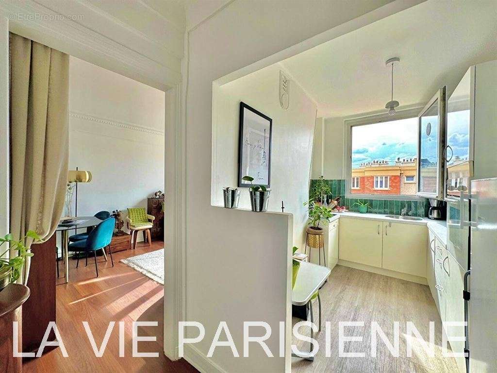 Appartement à PARIS-15E