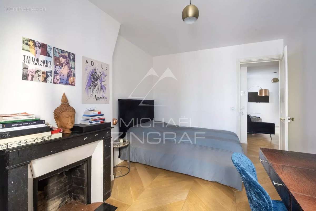 Appartement à PARIS-7E