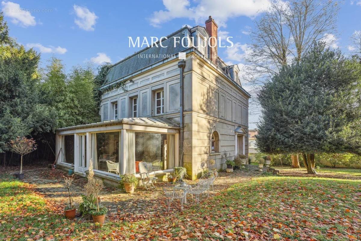 Maison à LOUVRES