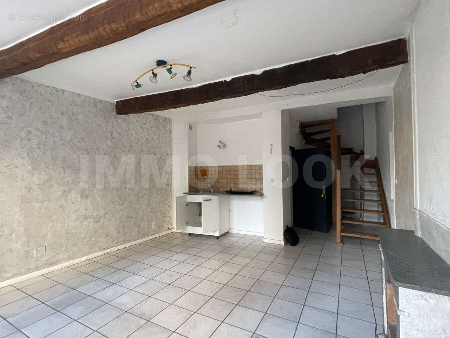 Appartement à DIEULEFIT