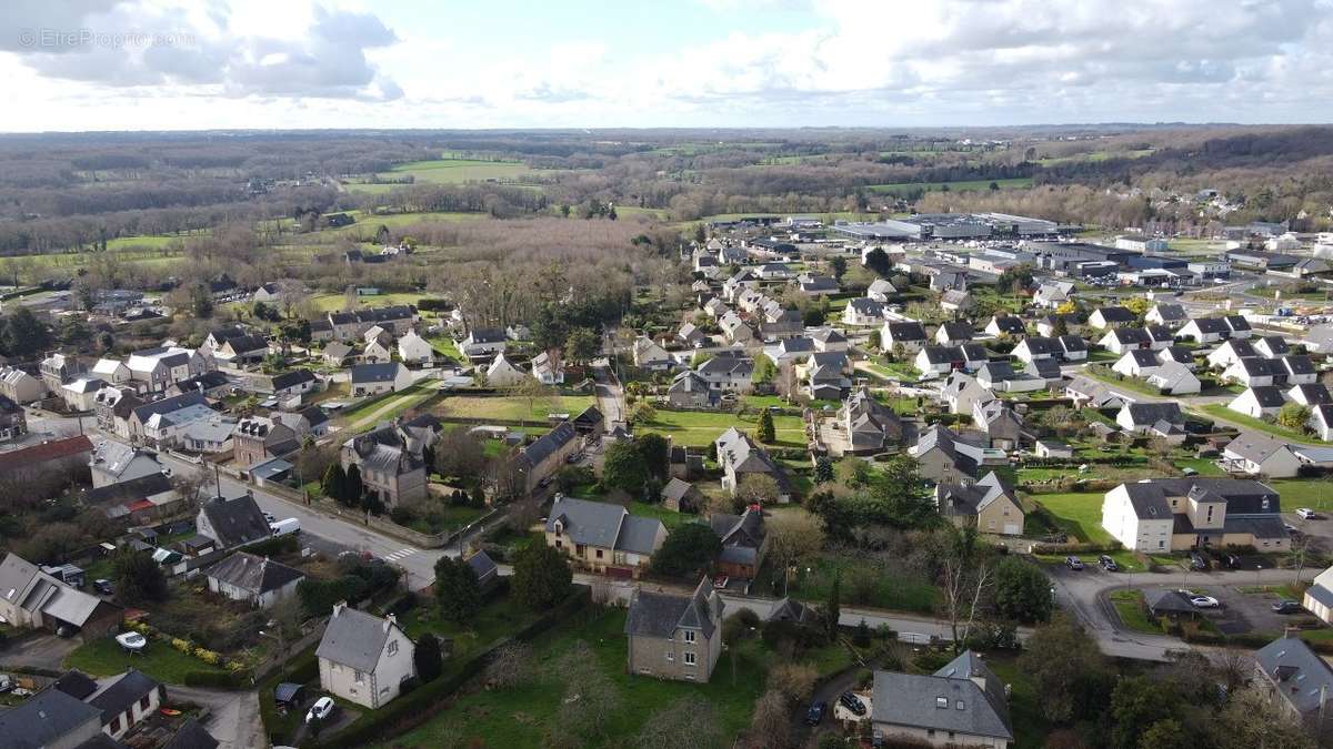 Terrain à PLOUER-SUR-RANCE