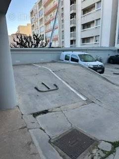 Parking à PALAVAS-LES-FLOTS