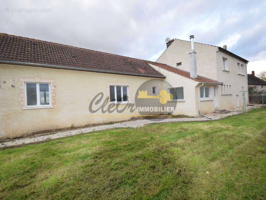 Maison à PAGNY-LE-CHATEAU