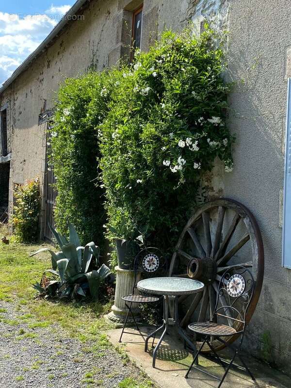 Maison à FOLLES