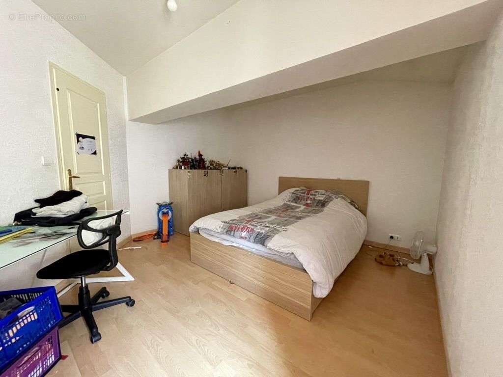 Appartement à AIGUEPERSE