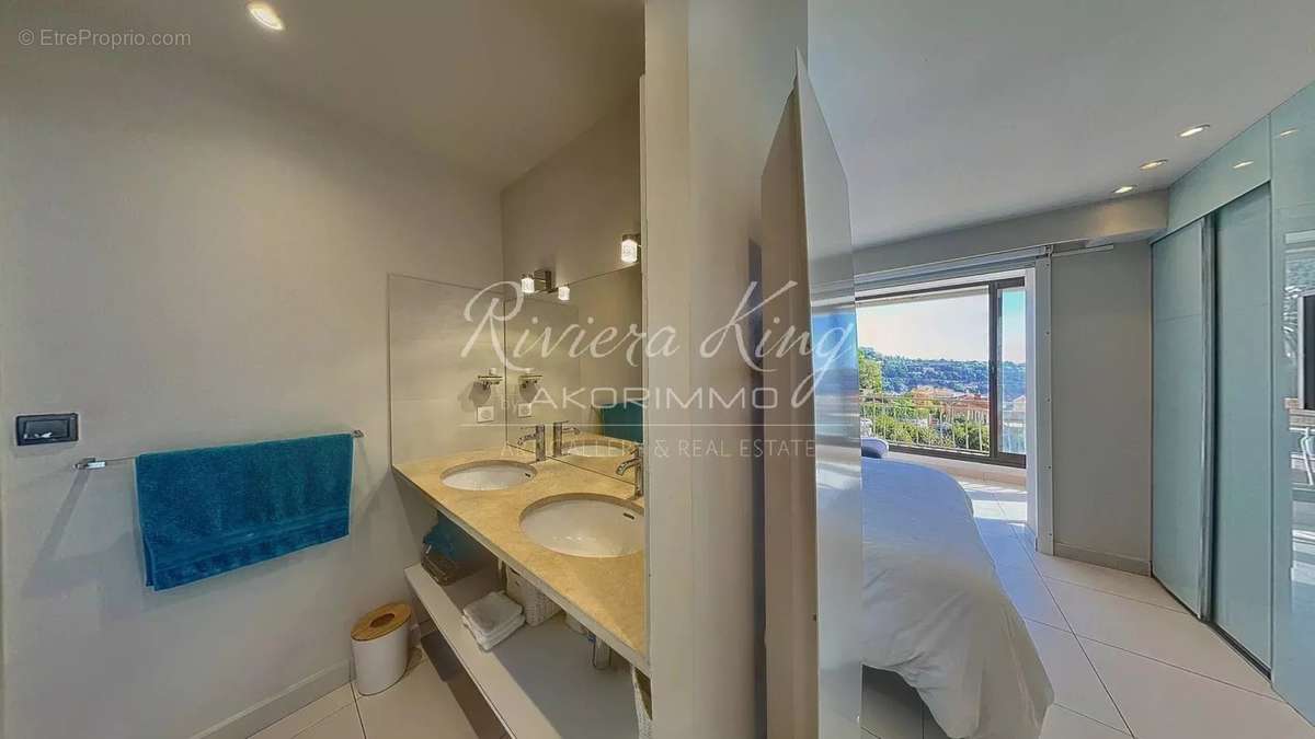 Appartement à VILLEFRANCHE-SUR-MER