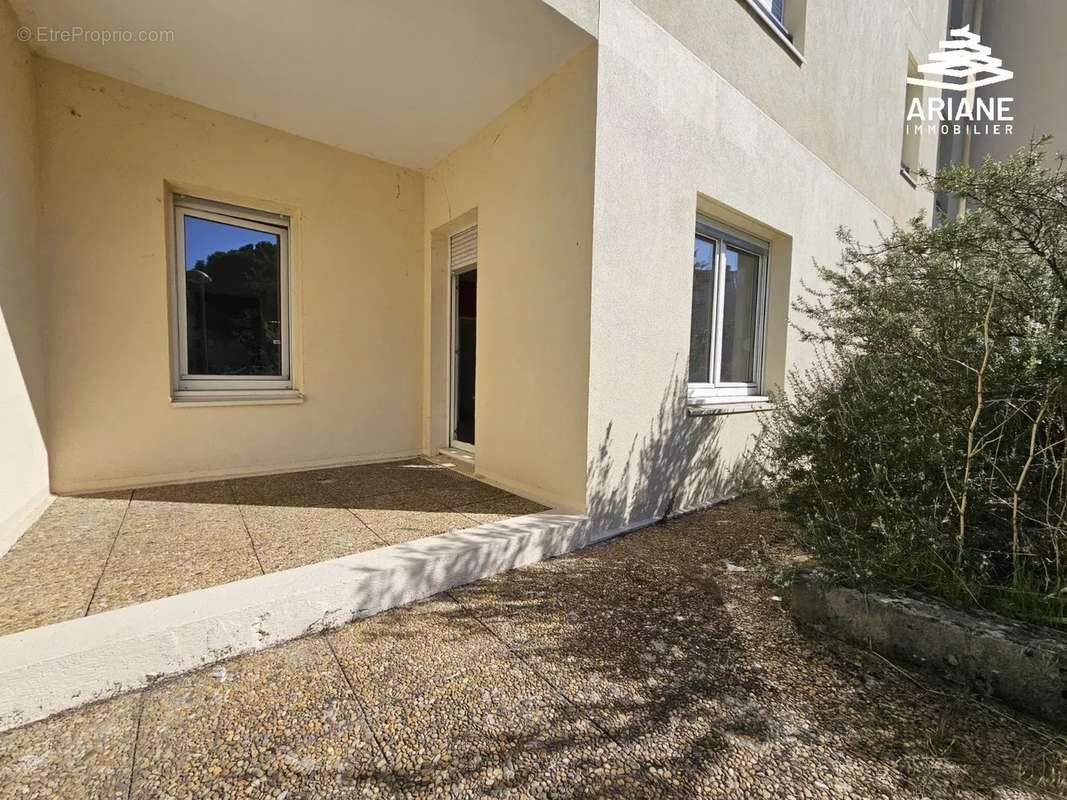 Appartement à SAINT-GENIS-LAVAL