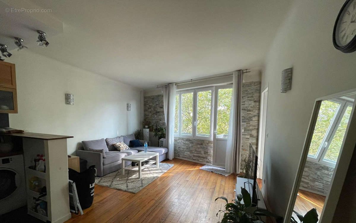 Appartement à NANTERRE