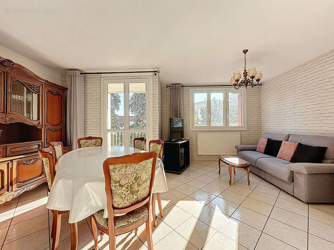 Appartement à MARSEILLE-13E