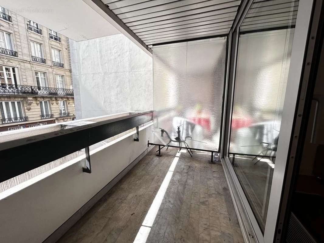 Appartement à PARIS-6E