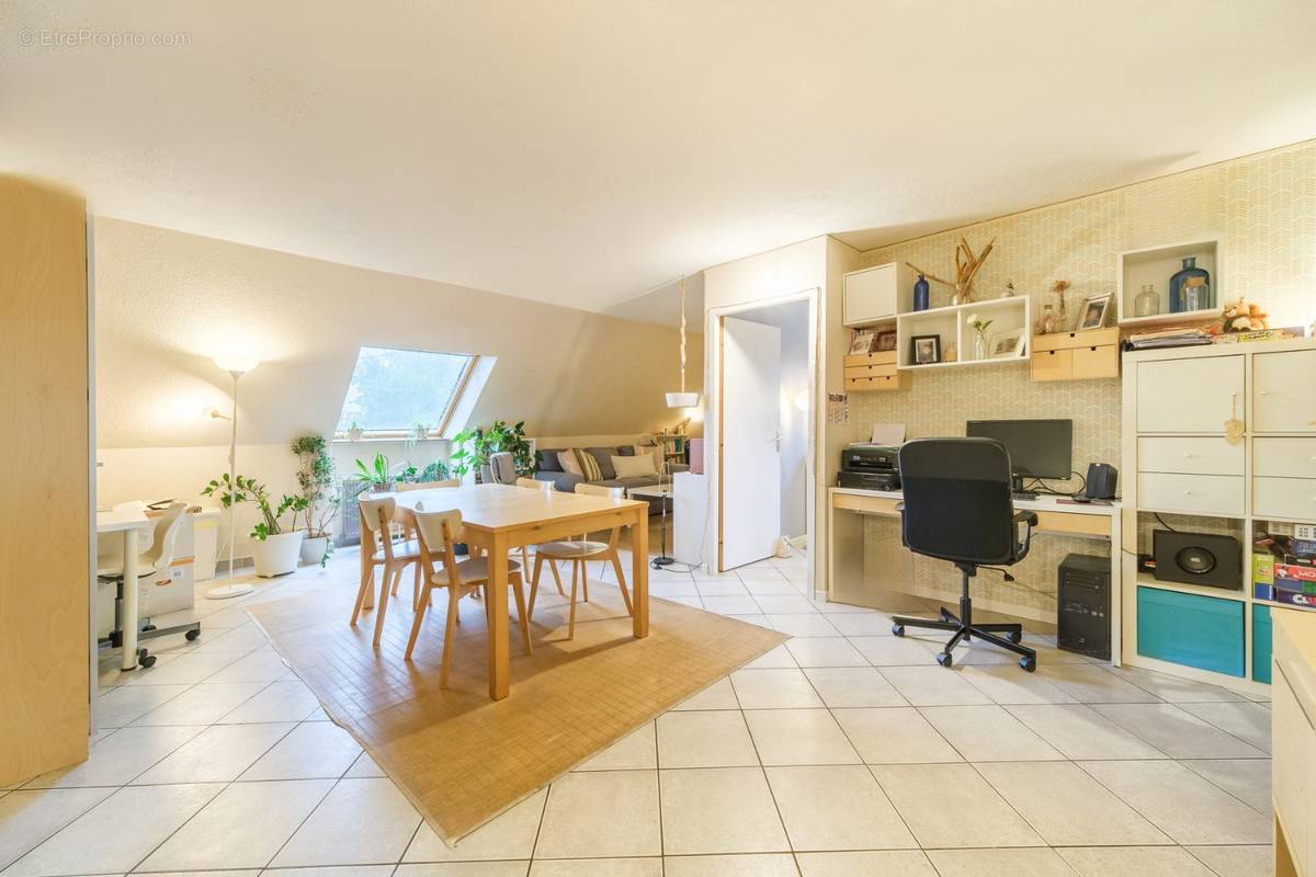 Appartement à DANNEMARIE