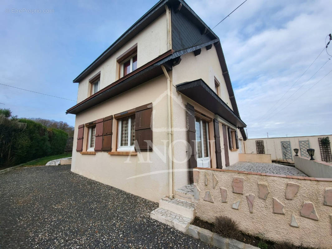 Maison à CLOYES-SUR-LE-LOIR