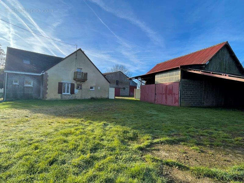 Maison à AUTHON-DU-PERCHE