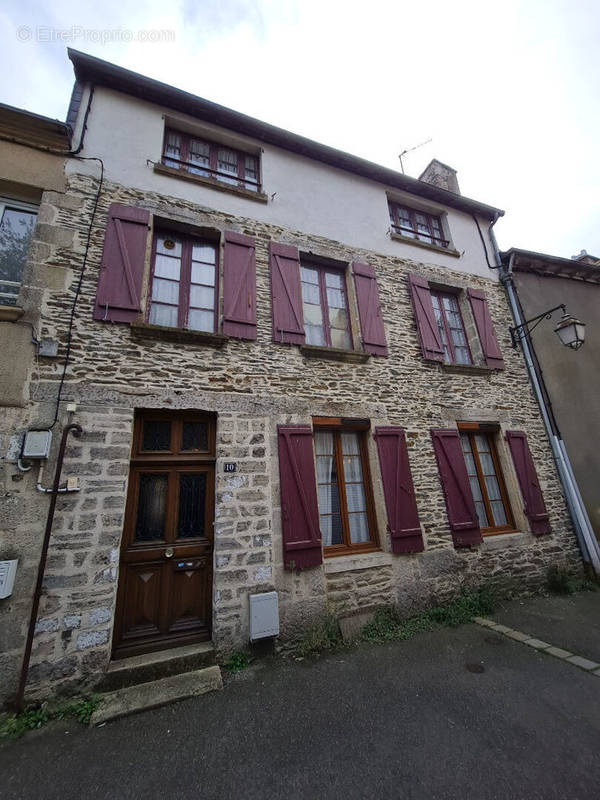 Maison à PLOERMEL