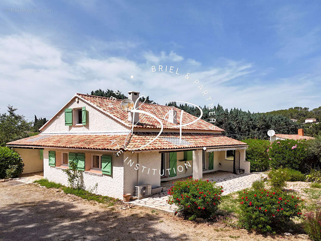 Maison à LORGUES