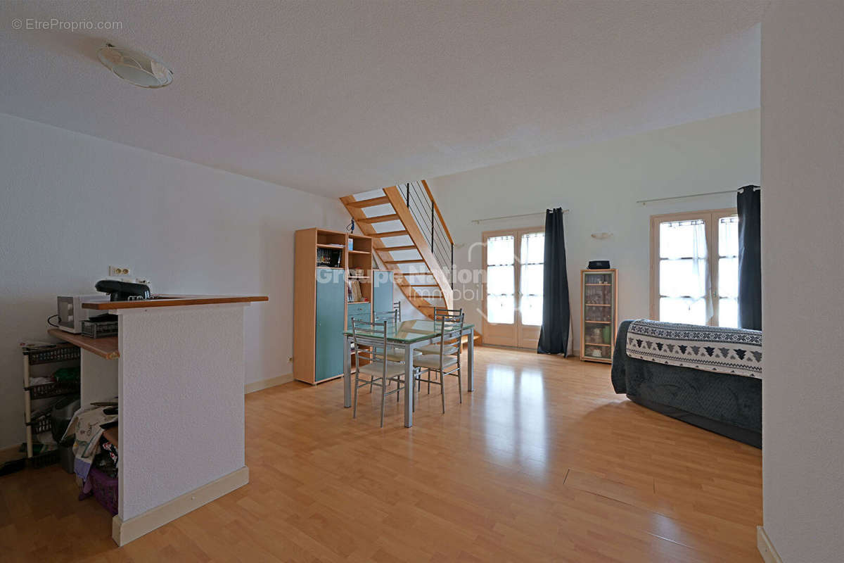 Appartement à LUNEL