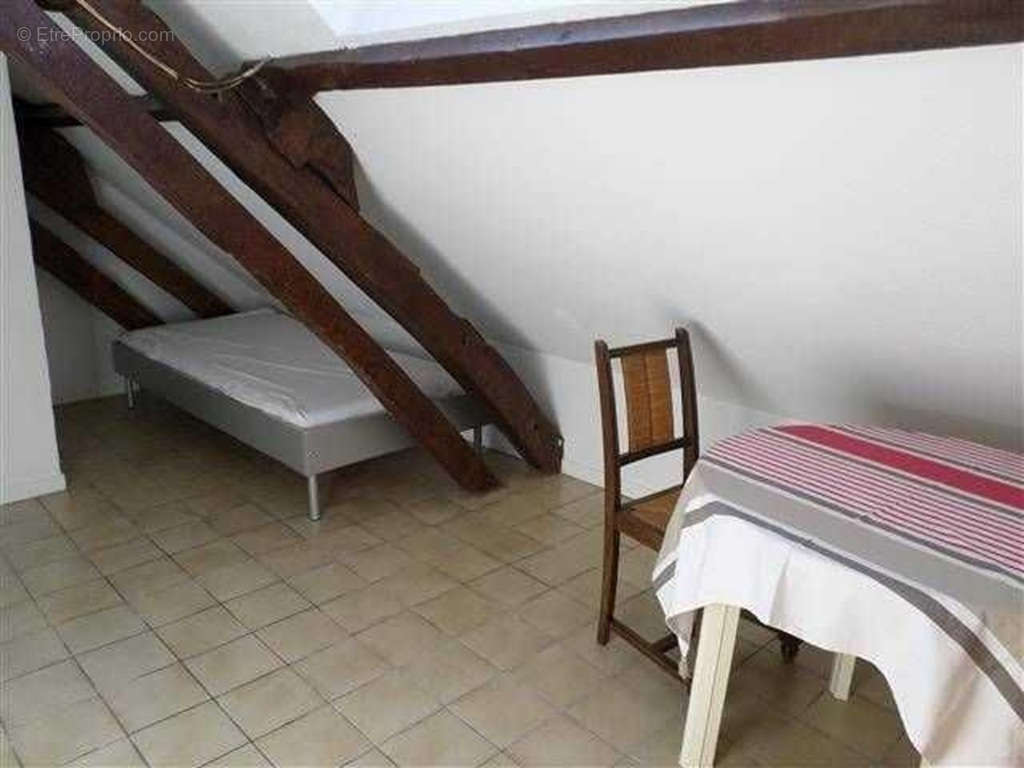 Appartement à EPERNON