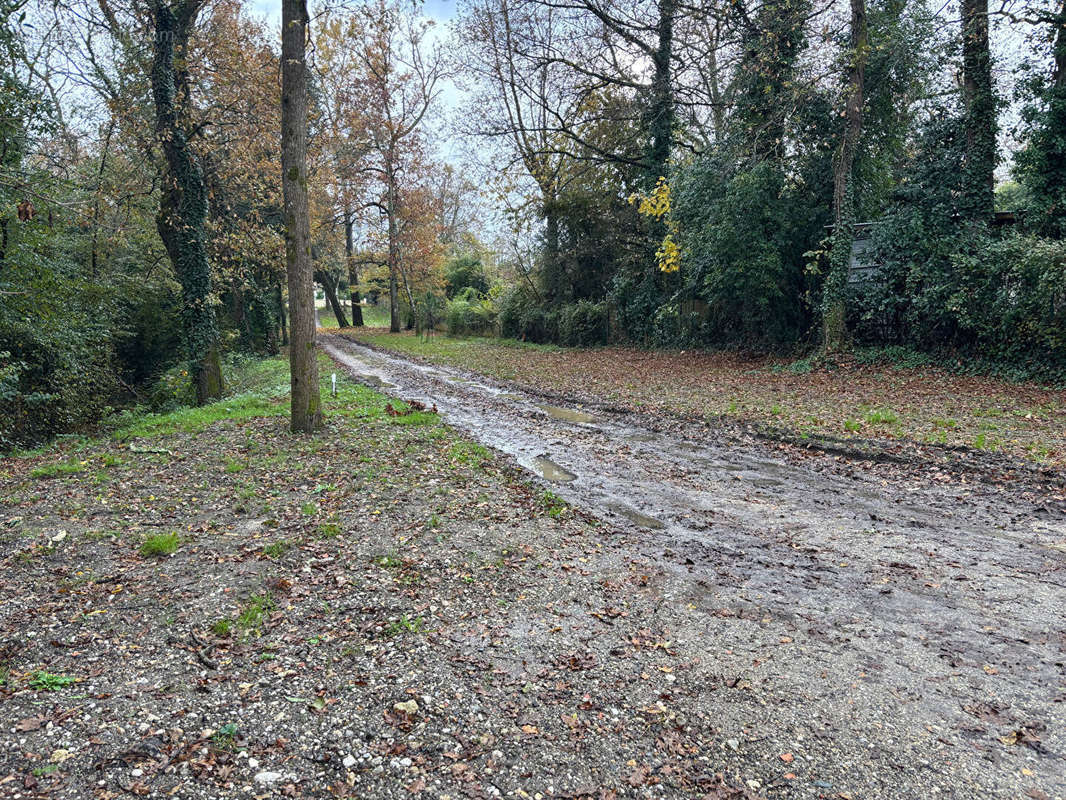 Terrain à PAUILLAC