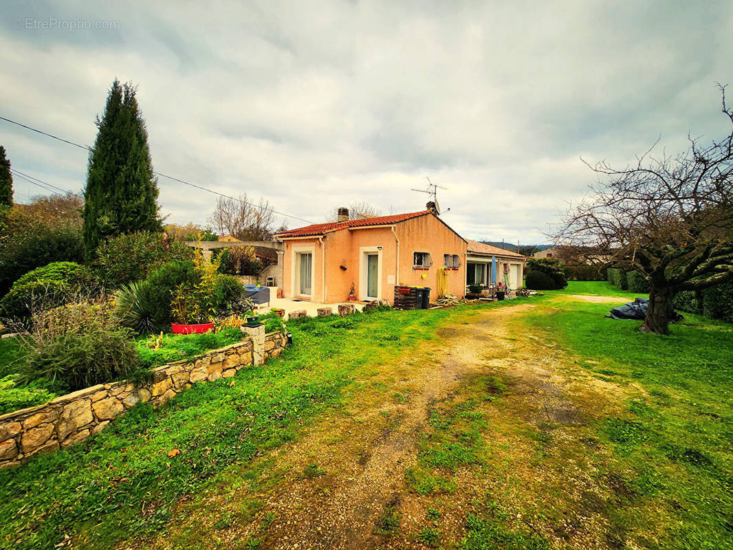 Maison à FORCALQUEIRET