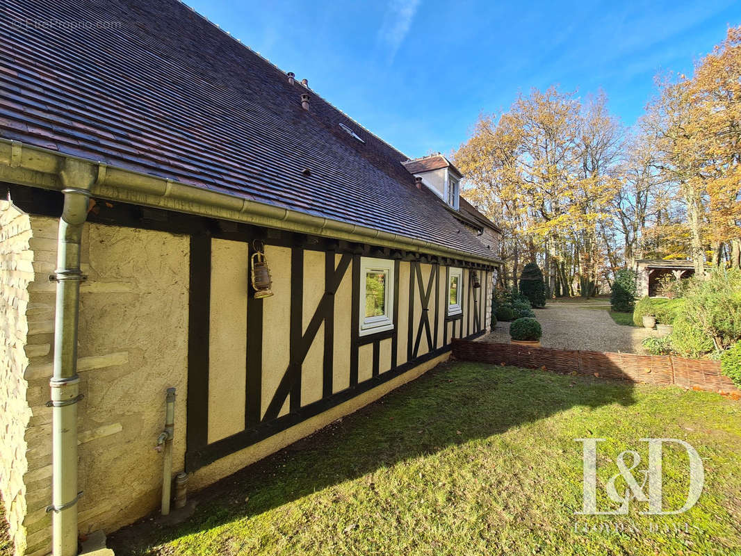 Maison à JANVILLE-SUR-JUINE