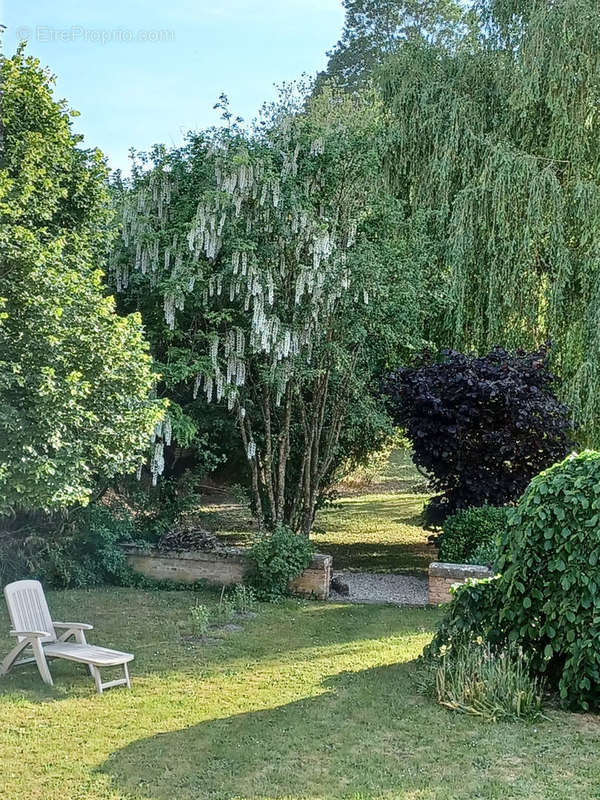 Maison à SAVIGNY-SUR-AISNE