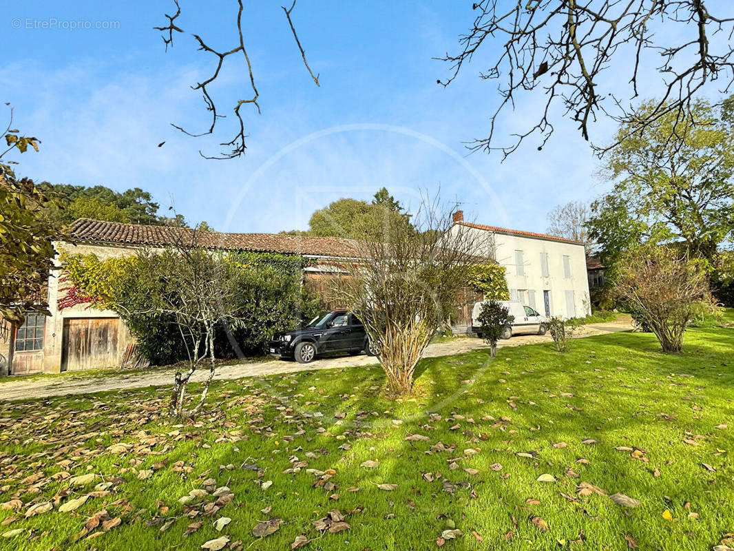 Maison à SAINTE-FOY-LA-GRANDE