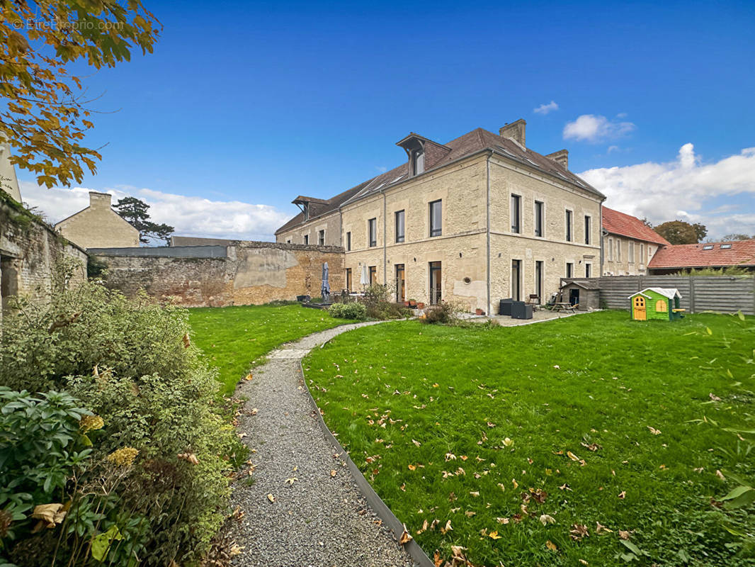 Maison à CAMBES-EN-PLAINE