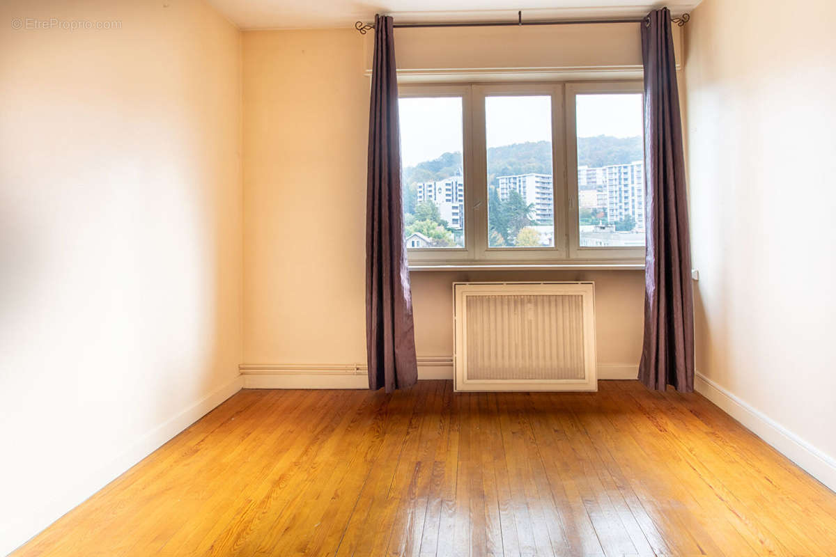 Appartement à AIX-LES-BAINS