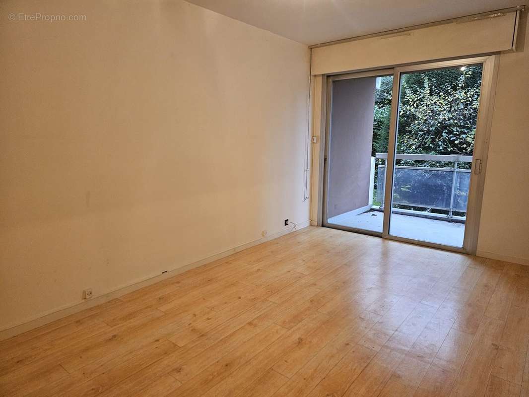 Appartement à EVIAN-LES-BAINS