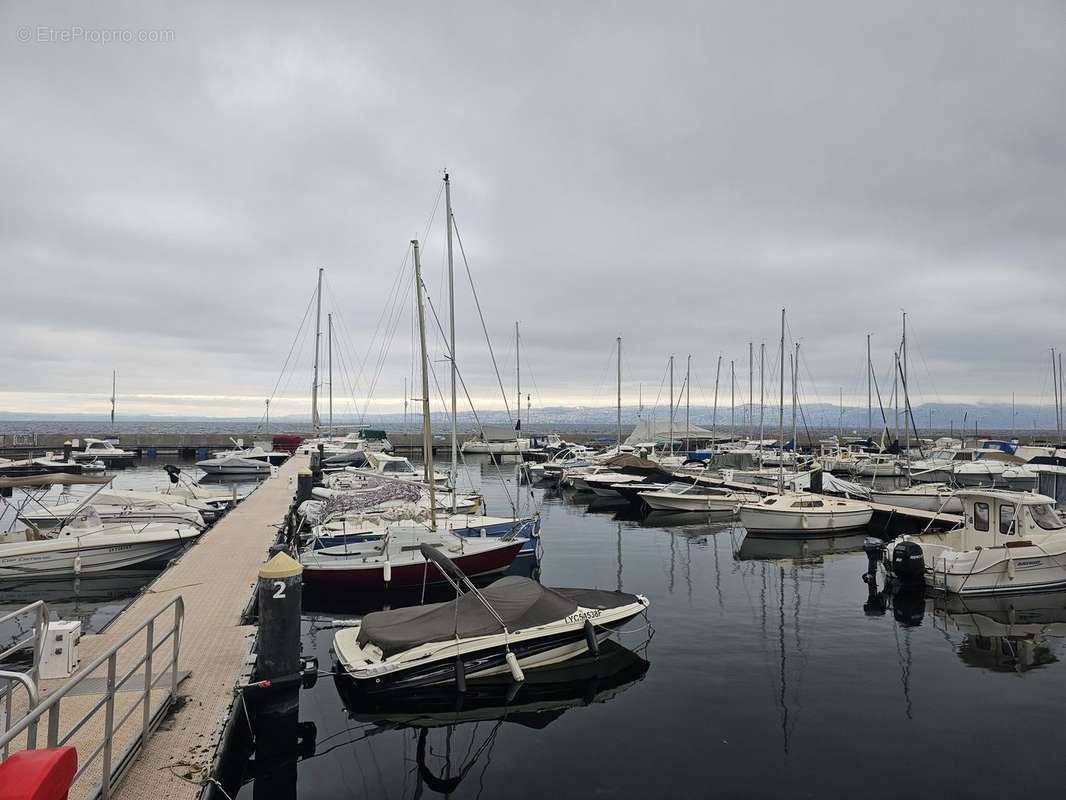 Appartement à EVIAN-LES-BAINS