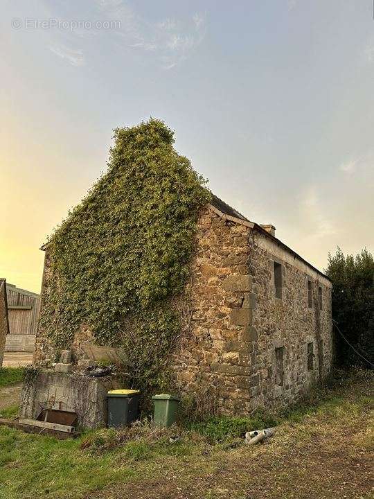 Maison à ROSNOEN