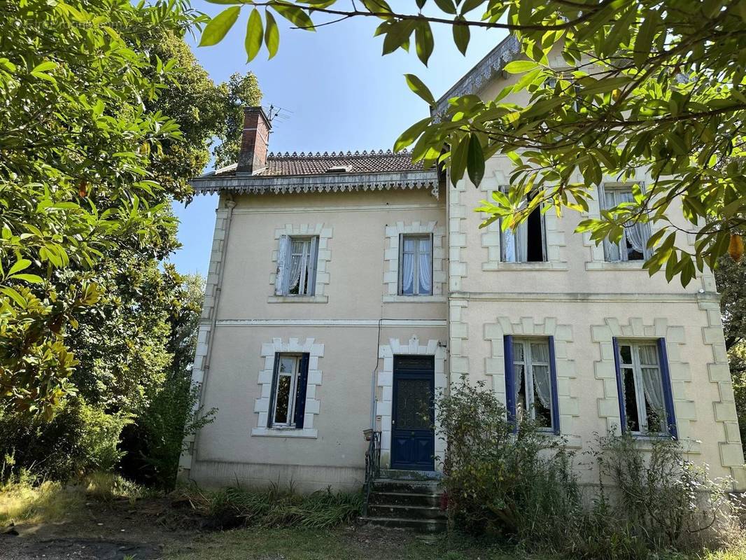 Maison à MEILHAN