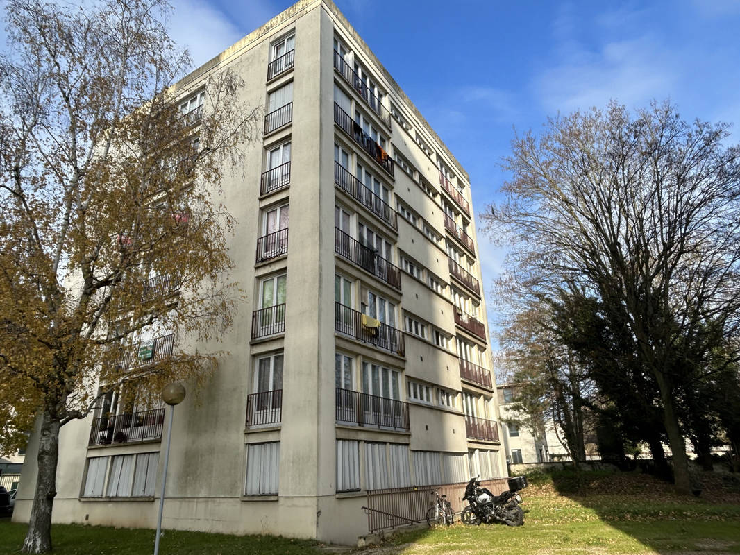 Appartement à VILLIERS-LE-BEL