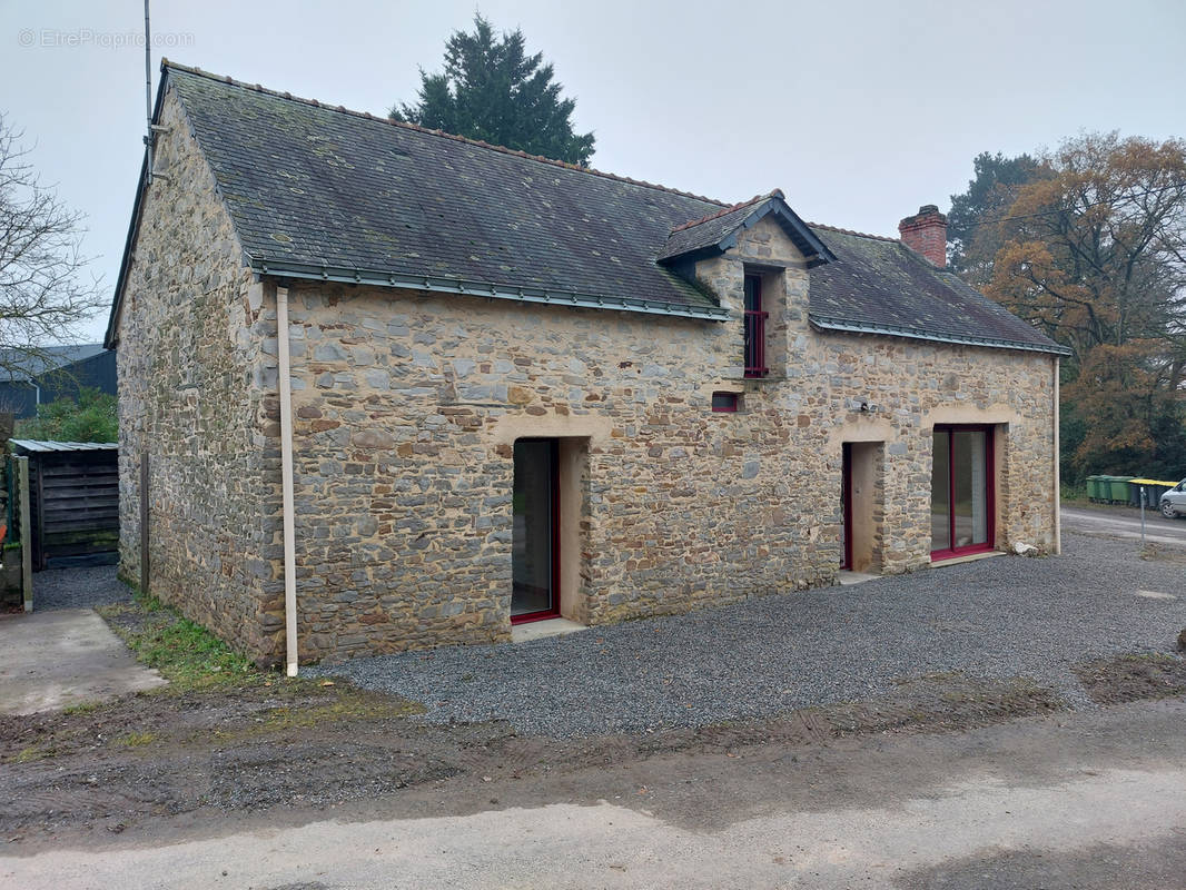 Maison à SAINT-AUBIN-DES-CHATEAUX