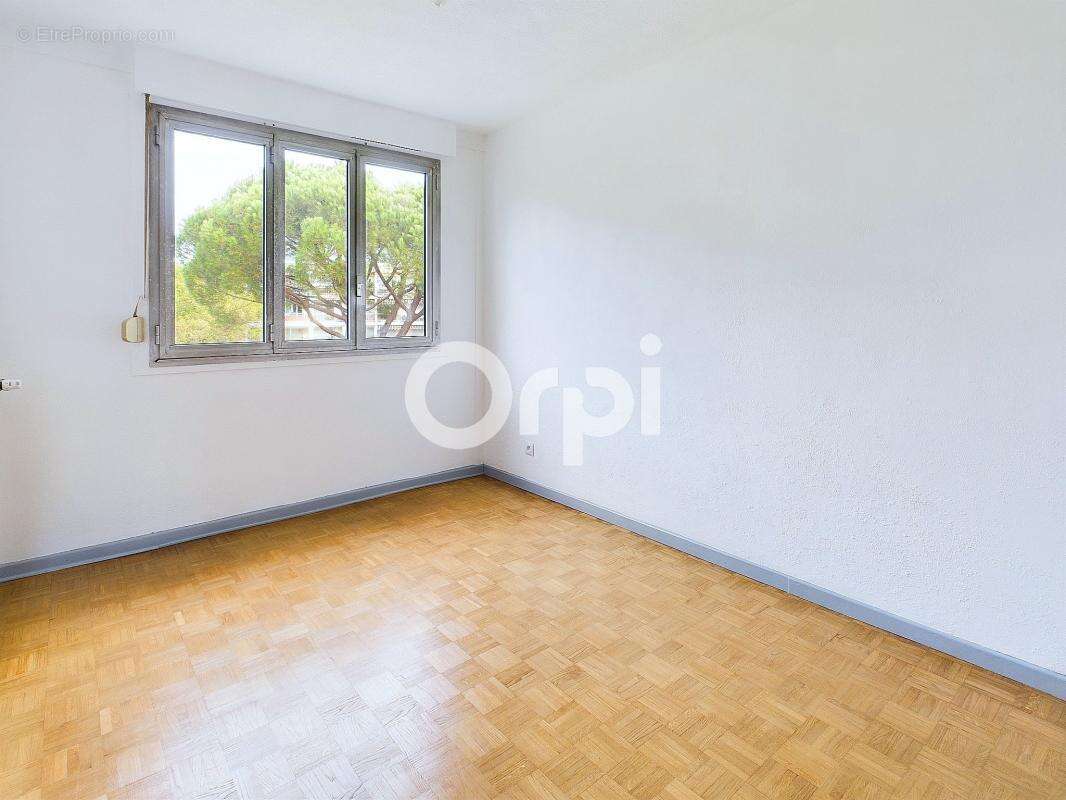 Appartement à MANDELIEU-LA-NAPOULE