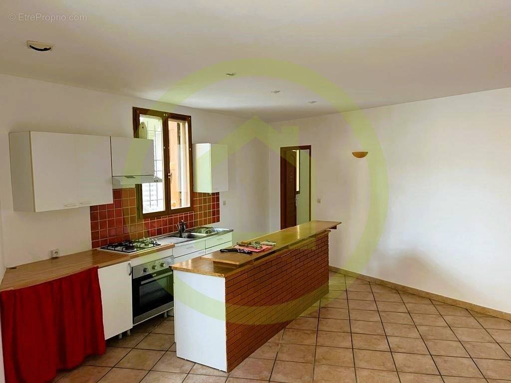 Appartement à BAGES