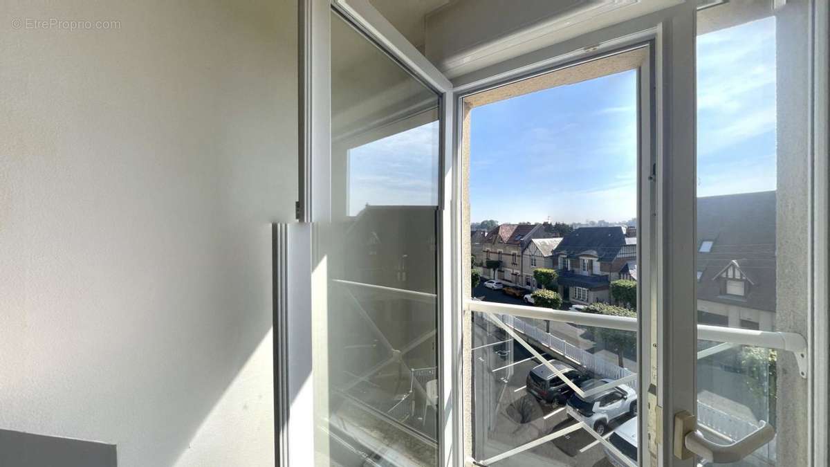 Appartement à OUISTREHAM