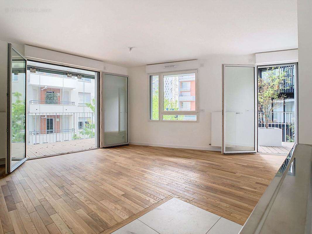 Appartement à ISSY-LES-MOULINEAUX