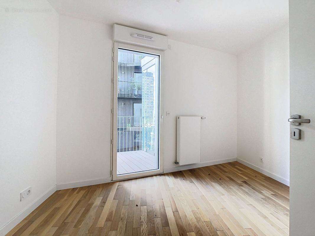 Appartement à ISSY-LES-MOULINEAUX