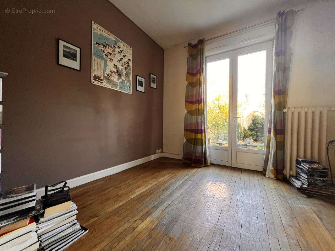 Appartement à MAISONS-ALFORT