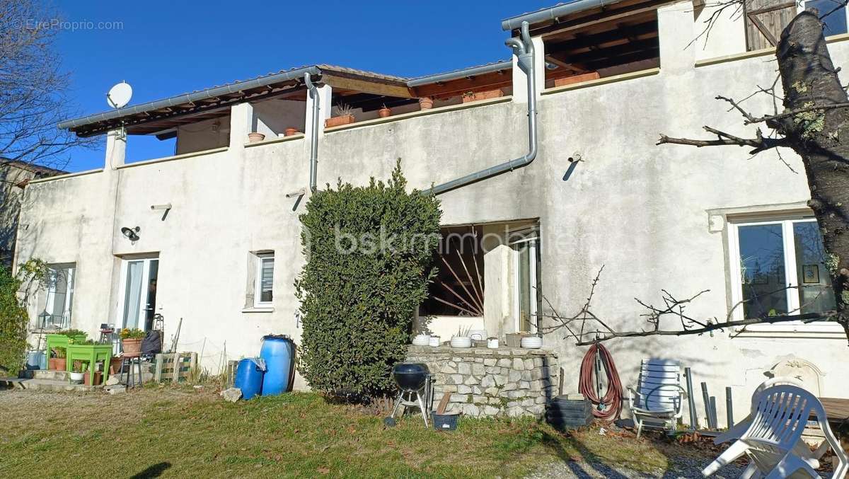 Appartement à DURFORT-ET-SAINT-MARTIN-DE-SOSSENAC