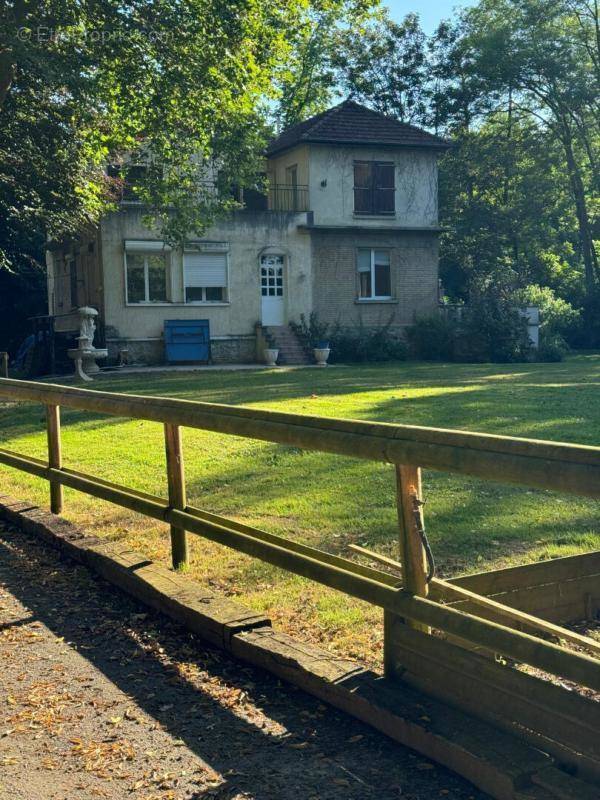 Maison à SAINT-GERMAIN-SUR-MORIN