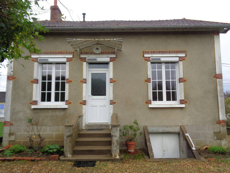 Maison à BLENEAU