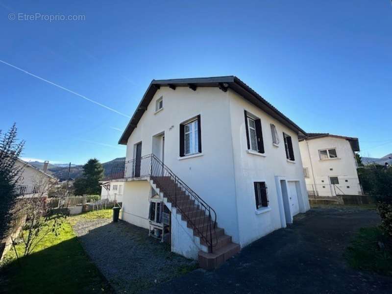 Maison à LOURDES