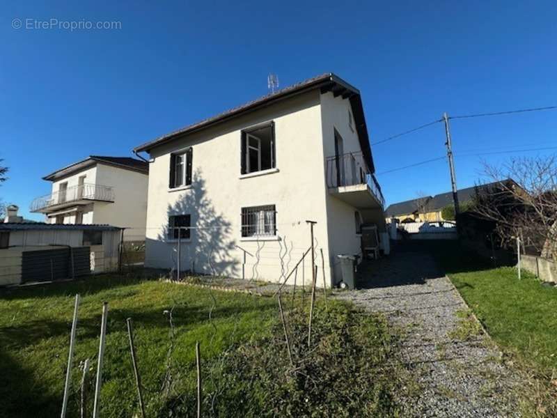 Maison à LOURDES