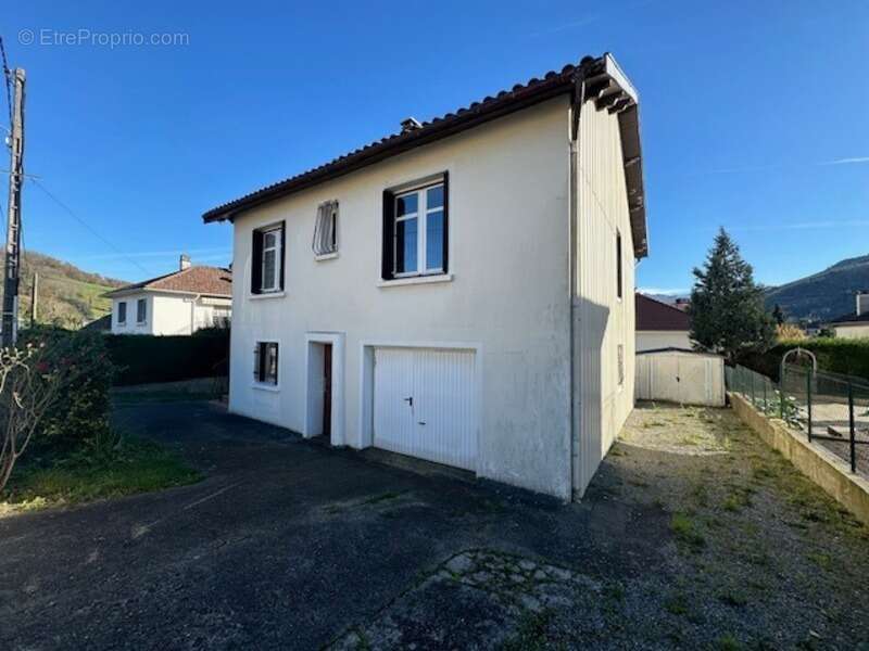 Maison à LOURDES